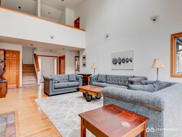 Hamptons Home 1020922