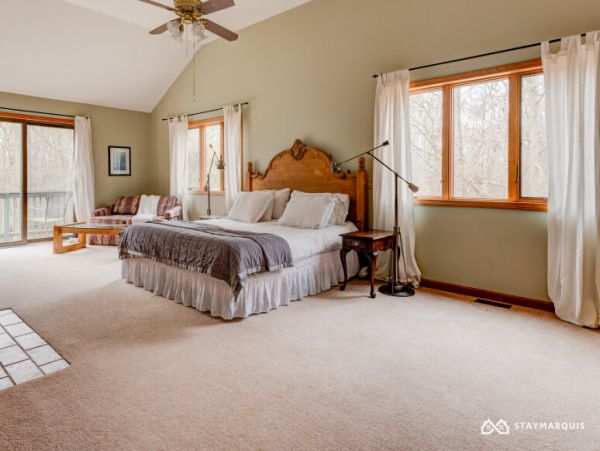 Hamptons Home 1020922