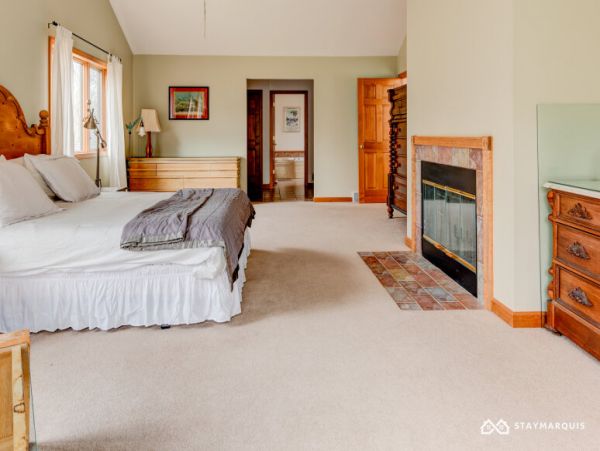 Hamptons Home 1020922
