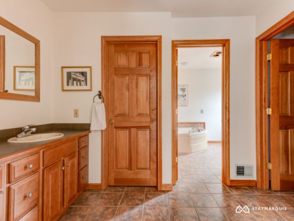 Hamptons Home 1020922