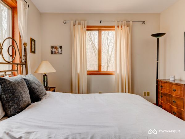 Hamptons Home 1020922
