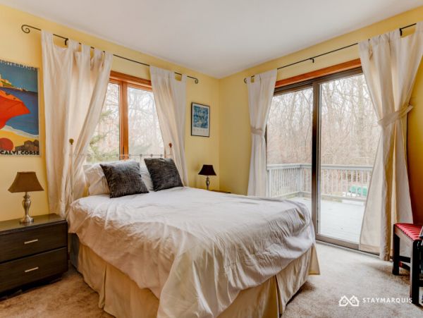 Hamptons Home 1020922