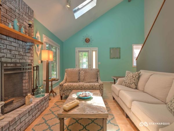 Hamptons Home 1020924