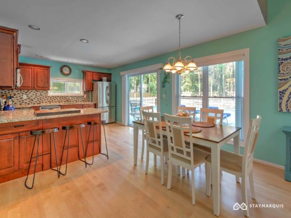 Hamptons Home 1020924