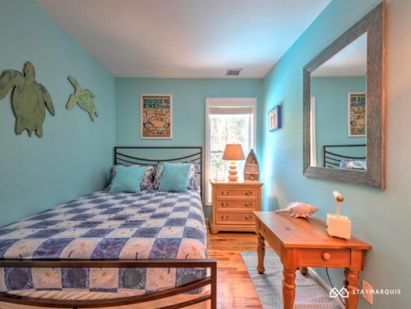 Hamptons Home 1020924