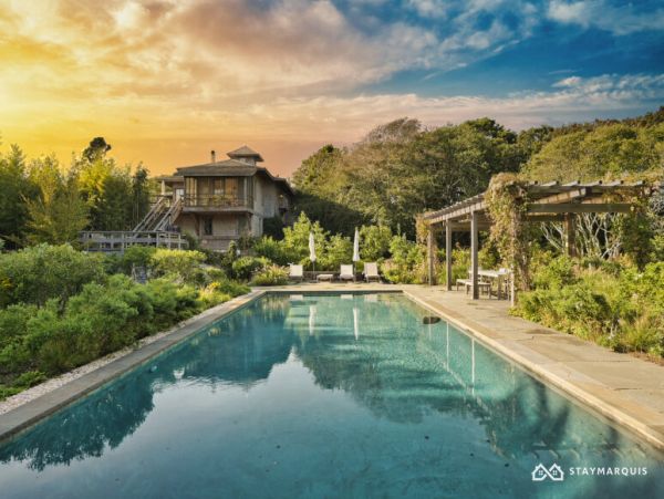 Hamptons Home 1020925