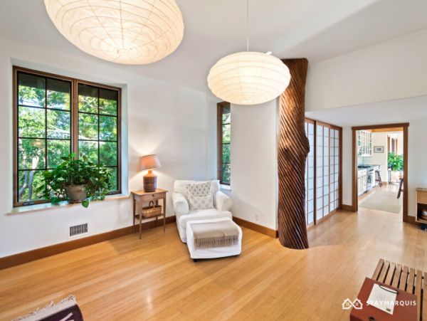 Hamptons Home 1020925