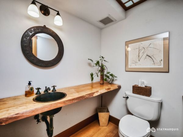 Hamptons Home 1020925