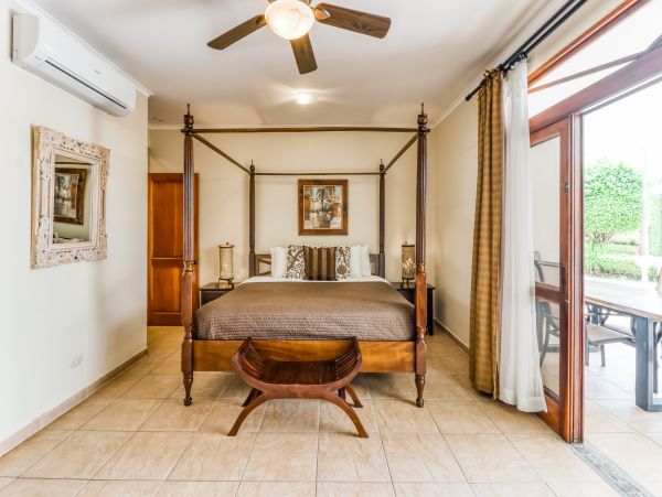 Jaco Condo 1020926