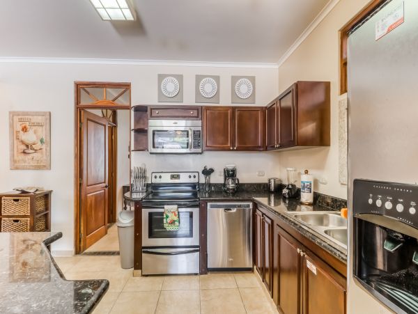 Jaco Condo 1020926