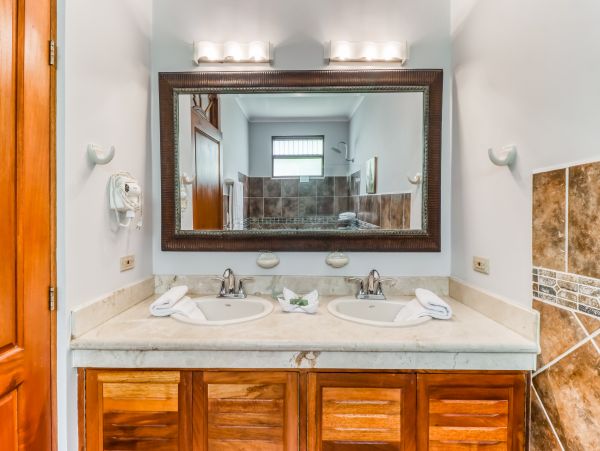 Jaco Condo 1020926