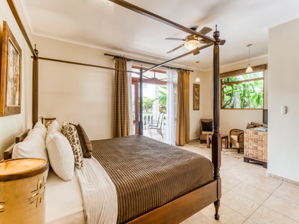 Jaco Condo 1020926