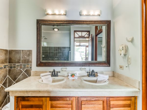 Jaco Condo 1020926