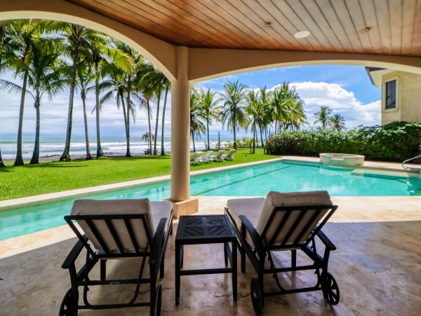 Beachfront 4 Bedroom Home with Private Pool