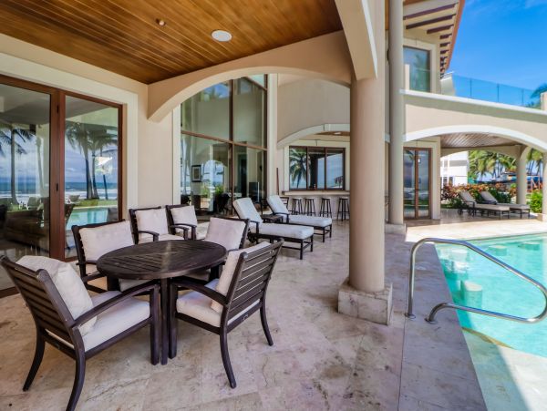 Beachfront 4 Bedroom Home with Private Pool
