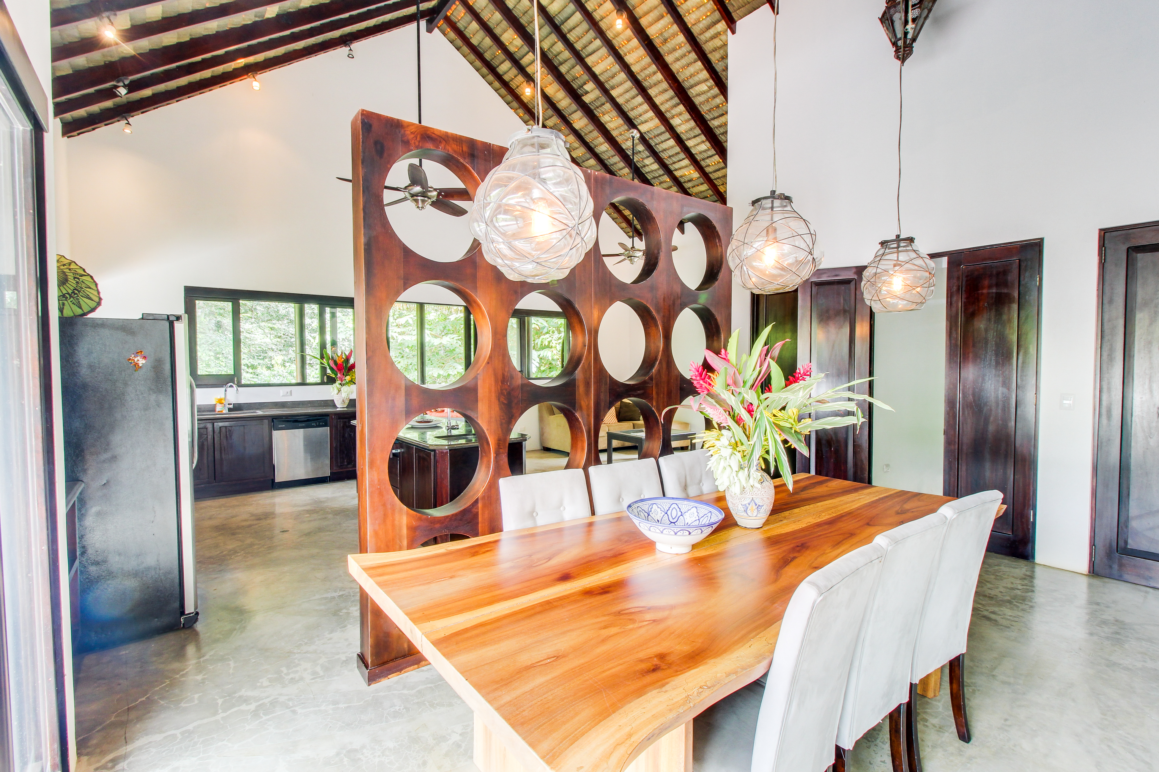Estate For Rent with Five Residences Penthouse