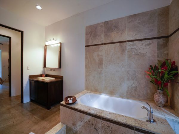 Estate For Rent with Five Residences Penthouse