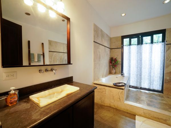 Estate For Rent with Five Residences Penthouse