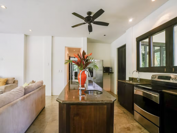 Estate For Rent with Five Residences Penthouse