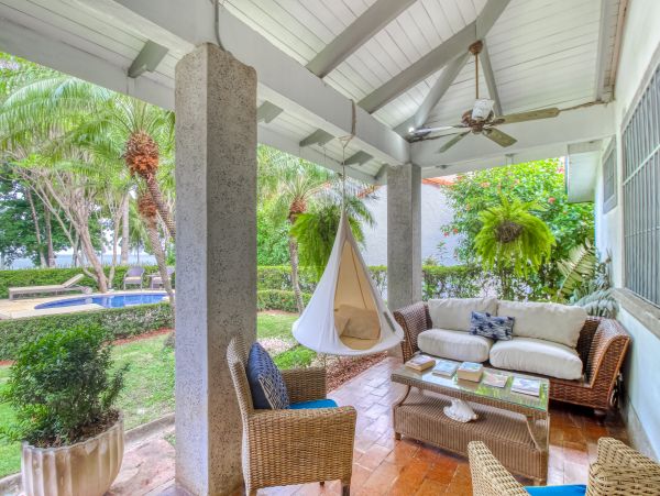 Playa del Coco Five Bedroom Beachfront Vacation Home