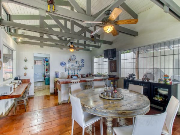 Playa del Coco Five Bedroom Beachfront Vacation Home
