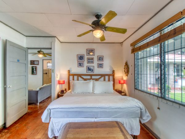 Playa del Coco Five Bedroom Beachfront Vacation Home