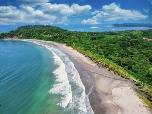 Playa del Coco Five Bedroom Beachfront Vacation Home