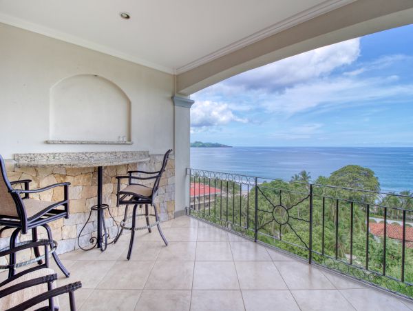 Playa Flamingo Condo 1020971