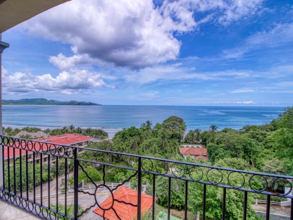 Playa Flamingo Condo 1020971