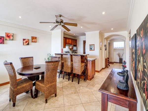 Playa Flamingo Home 1021013
