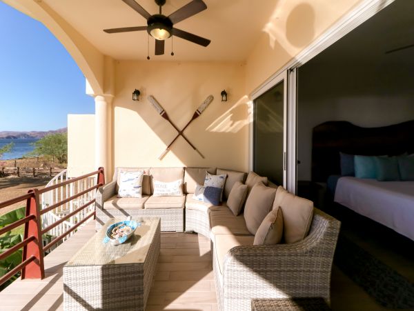 Playa Flamingo Condo 1021035