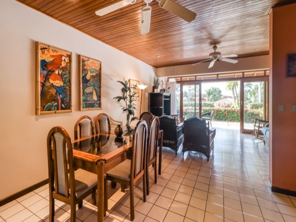 Playa Flamingo Home 1021041