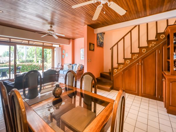 Playa Flamingo Home 1021041