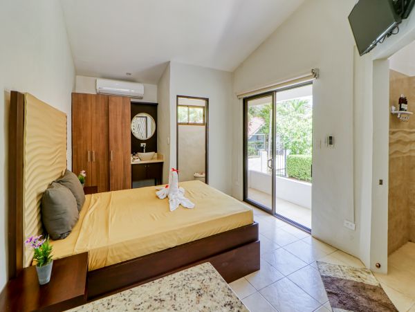 Playa Hermosa  Guanacaste Home 1021046