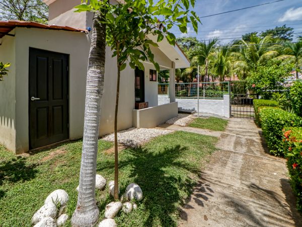 Playa Hermosa  Guanacaste Home 1021046