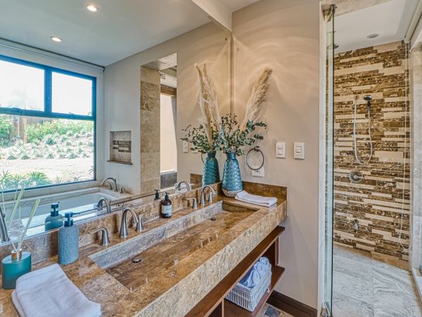 Stunning Coastal Oasis in Guanacaste Near the Beach