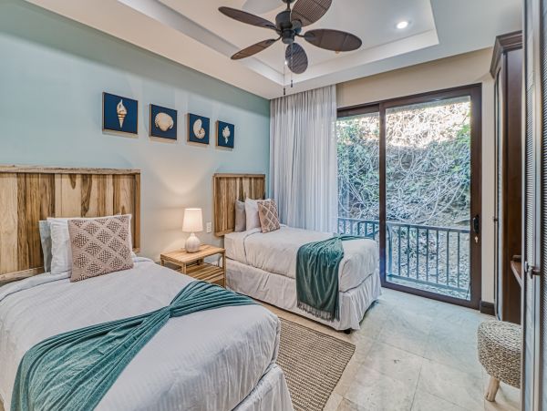 Stunning Coastal Oasis in Guanacaste Near the Beach