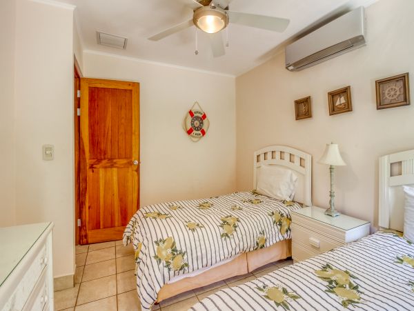 Playa Hermosa  Guanacaste Home 1021051