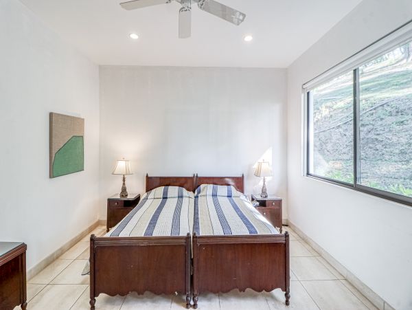 Playa Flamingo Home 1021052
