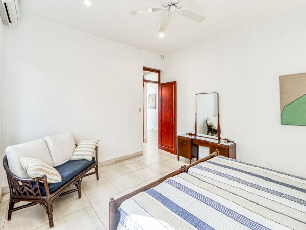 Playa Flamingo Home 1021052