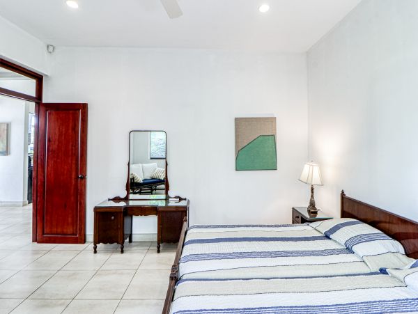 Playa Flamingo Home 1021052