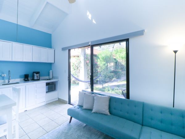 Playa Potrero Vacation Condo One Bedroom Walk to Beach