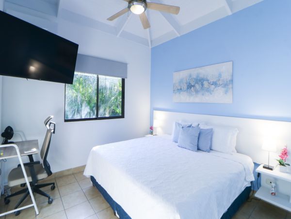 Playa Potrero Vacation Condo One Bedroom Walk to Beach