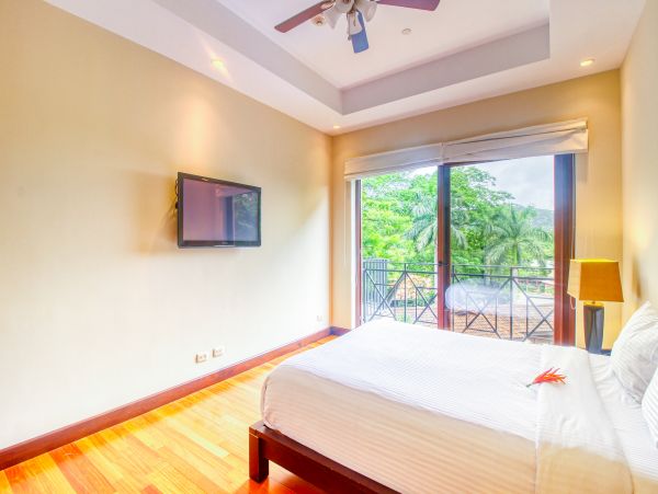 Playa Hermosa  Guanacaste Home 1021056