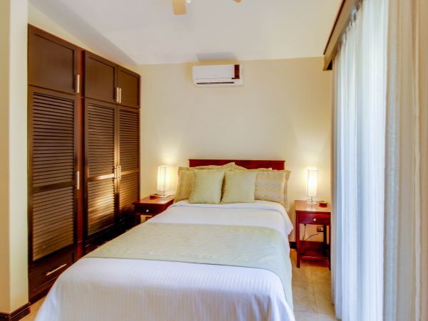 Playa Hermosa  Guanacaste Home 1021061