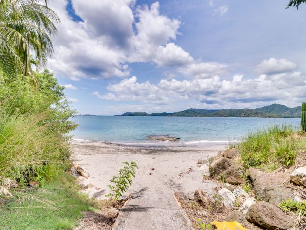 Playa Flamingo Home 1021067
