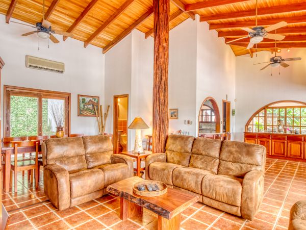 Playa Flamingo Home 1021073
