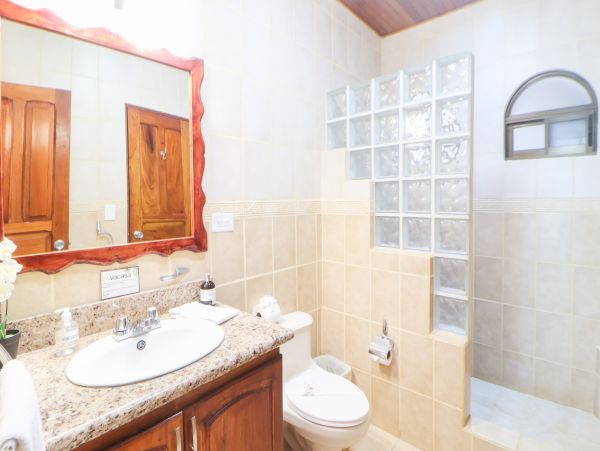Playa Flamingo Home 1021075