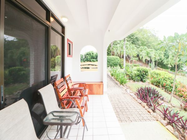 Playa Flamingo Home 1021075