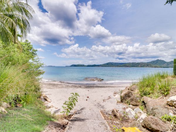Playa Flamingo Home 1021075